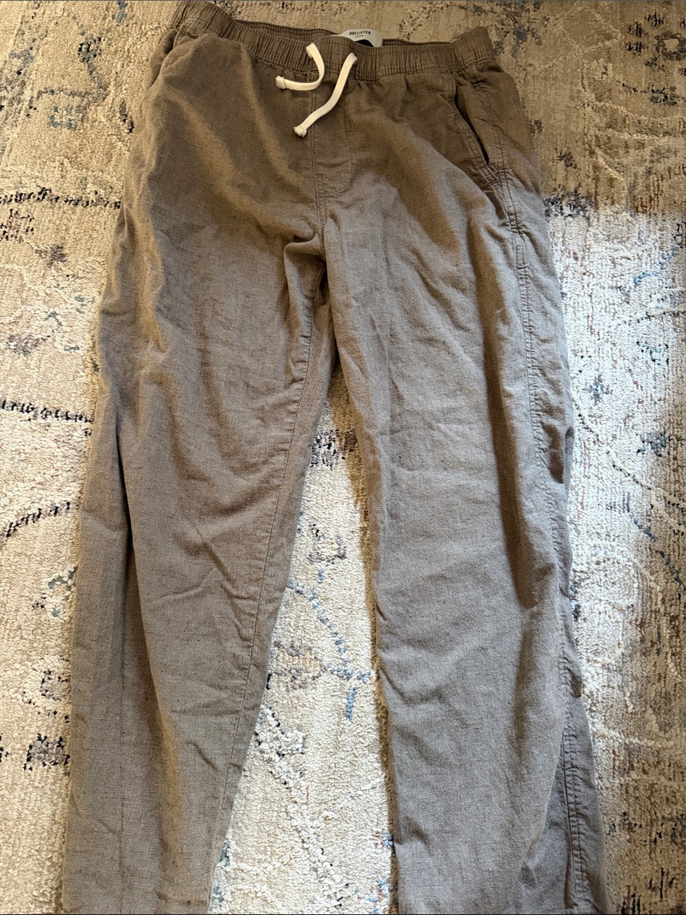 Hollister Men's Drawstring Joggers in Brown